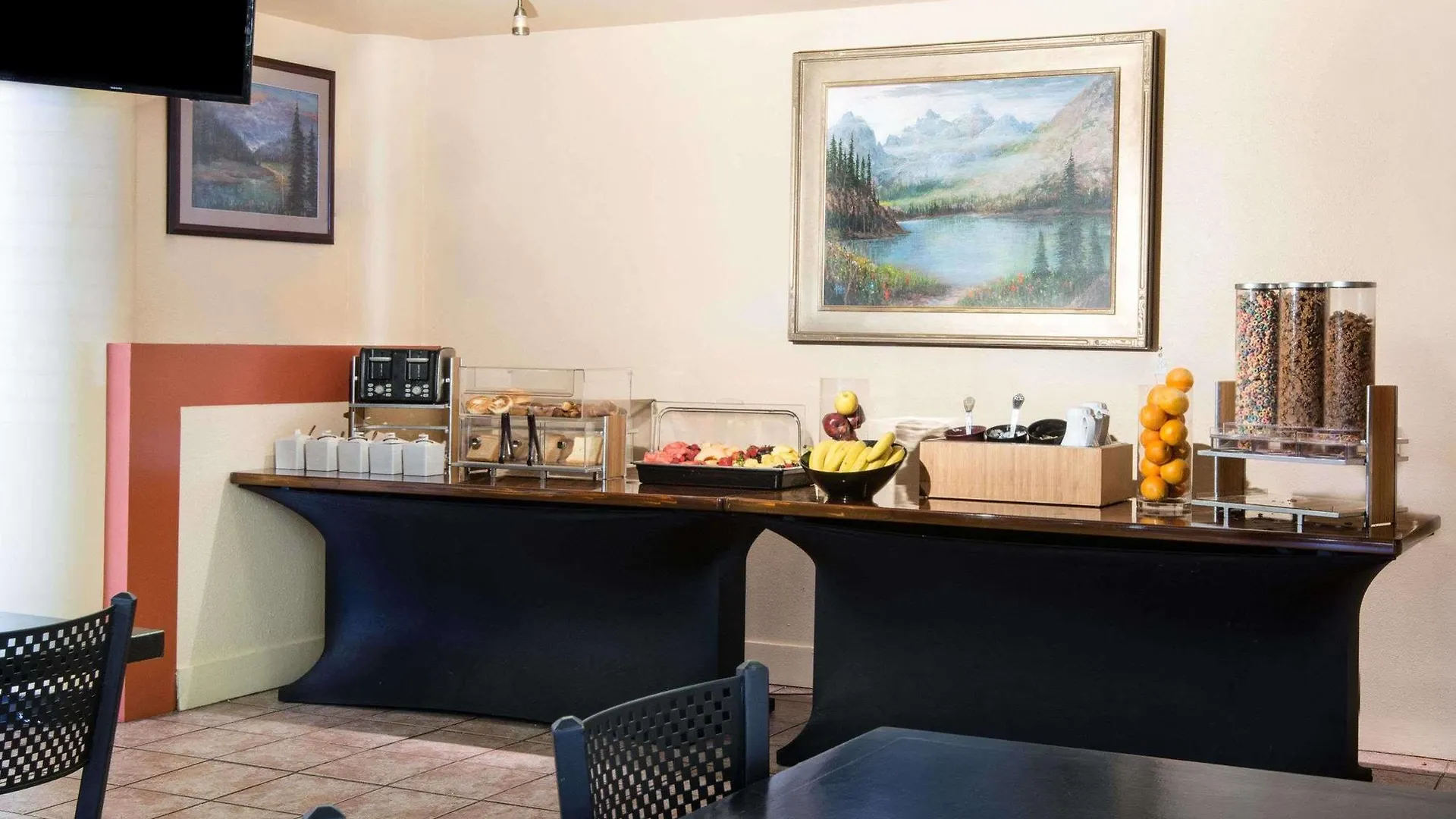 Ramada By Wyndham Denver Downtown 3*,