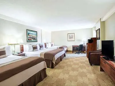 Ramada By Wyndham Denver Downtown Hotel